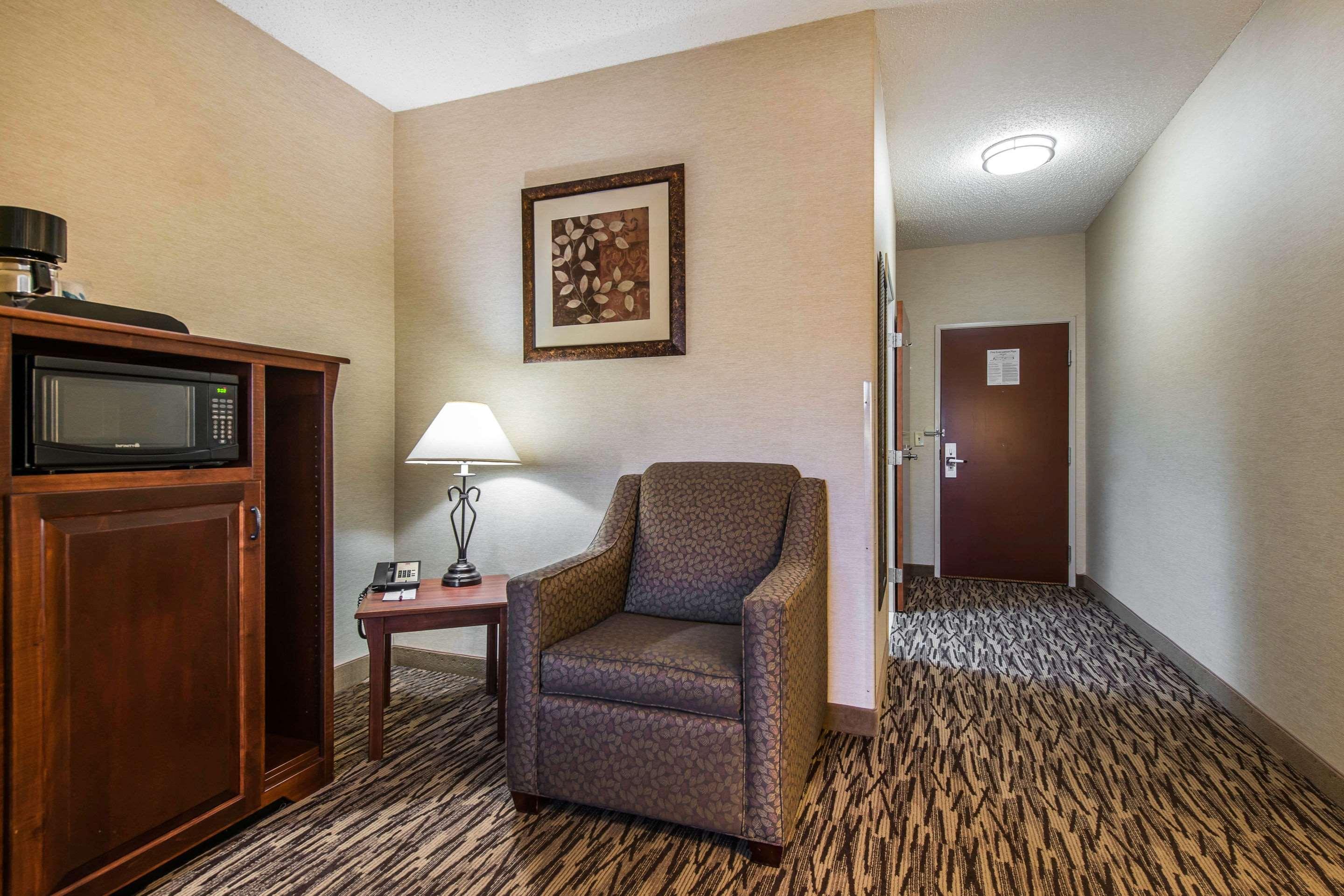 Comfort Suites Golden West On Evergreen Parkway מראה חיצוני תמונה