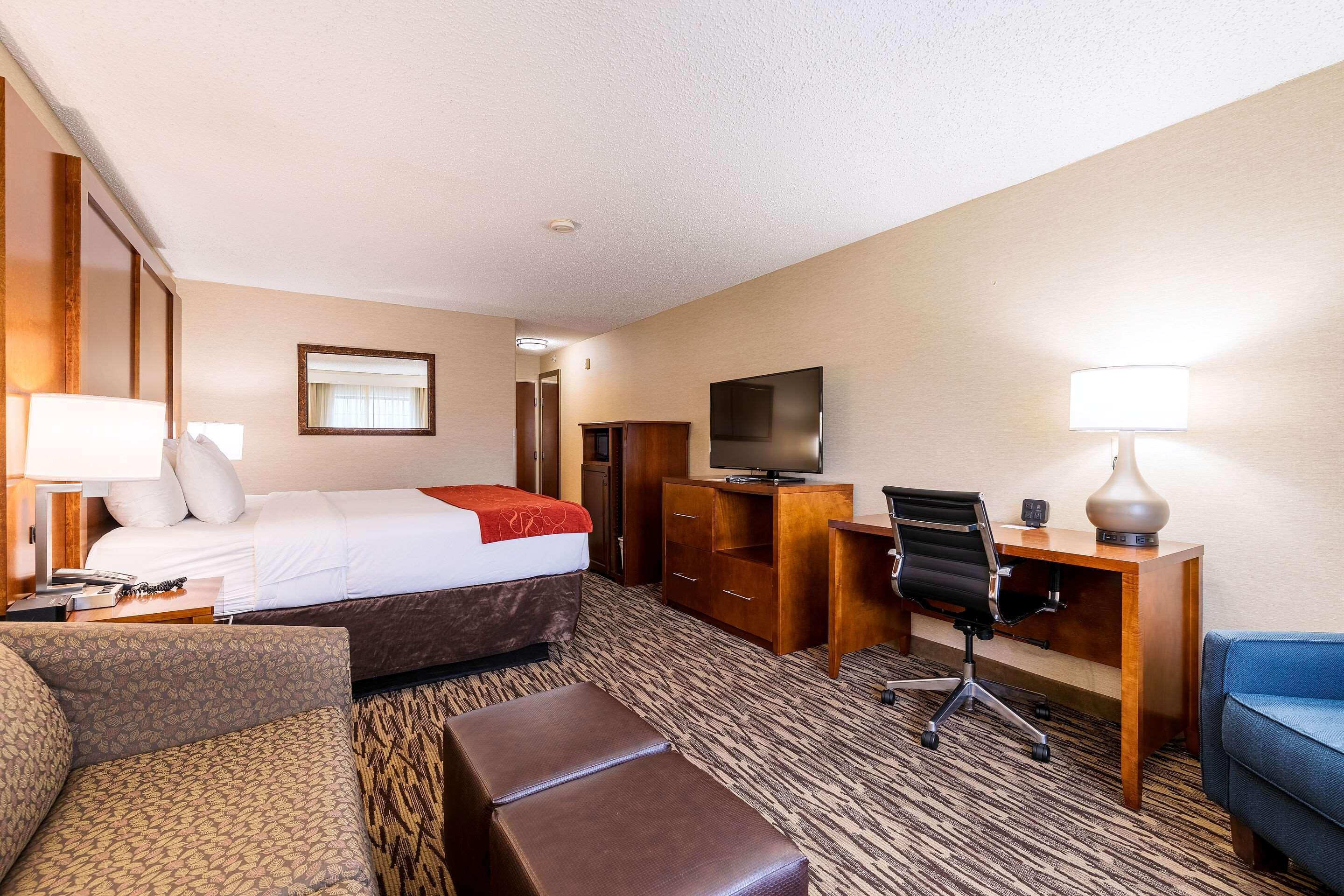 Comfort Suites Golden West On Evergreen Parkway מראה חיצוני תמונה
