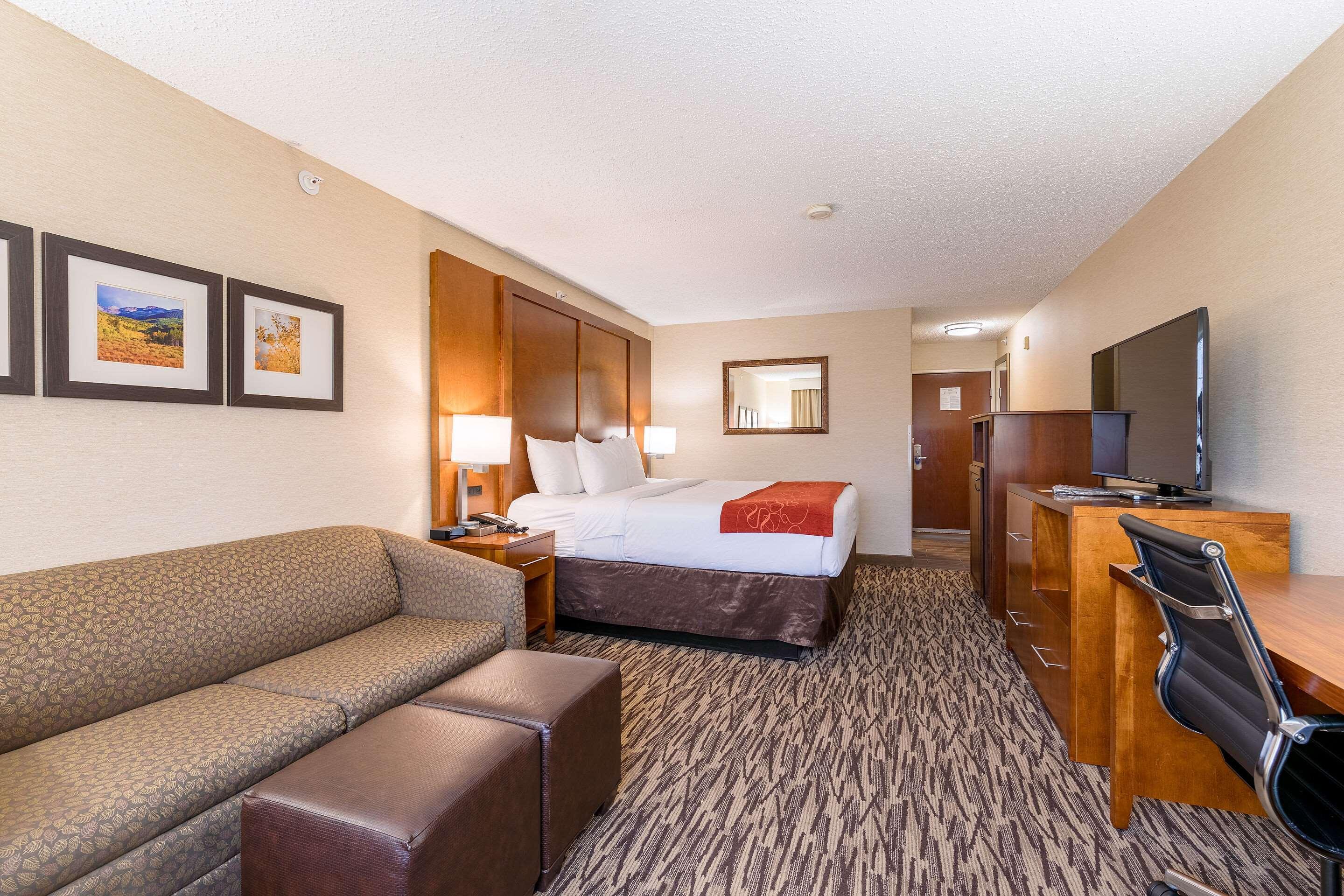 Comfort Suites Golden West On Evergreen Parkway מראה חיצוני תמונה
